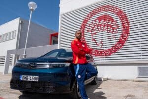 O-Ayoub-El-Kaabi-Opel-Grandland-(1)