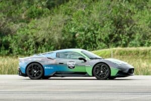 Original-25929-09-autonomous-driving-world-speed-r