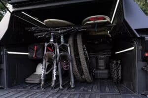 Tesla-Cybertruck-Space-Camper-Cap-12-2048×1152