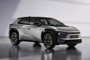 Toyota-bz4x-2025-(3)
