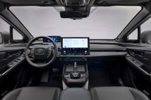 Toyota-bz4x-2025-(8)