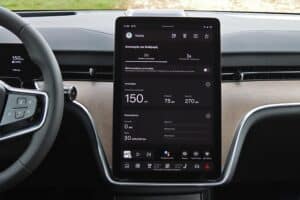 Volvo EX90 Performance (30)