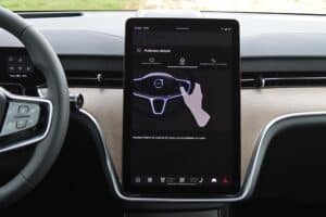 Volvo EX90 Performance (37)