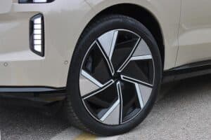 Volvo EX90 Performance (8)