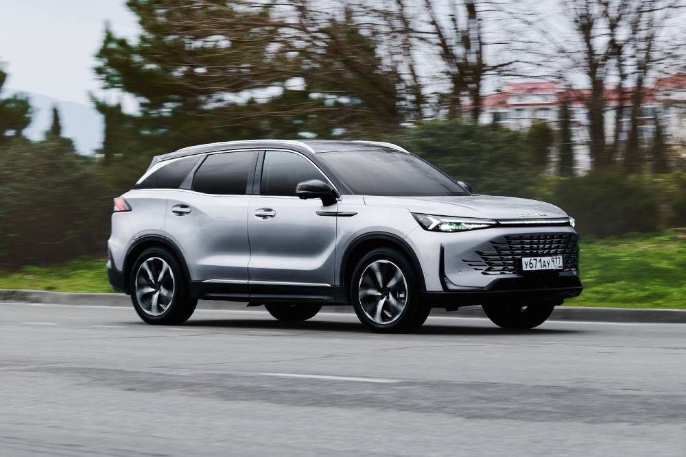 https://autogreeknews.gr/wp-content/uploads/2025/03/baic_x75_4.jpg