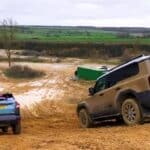 duster vs land cruiser 03