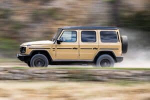 mercedes-benz_g_580_with_eq_technology_61