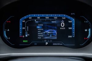 mitsubishi_xpander_cross_hev_211