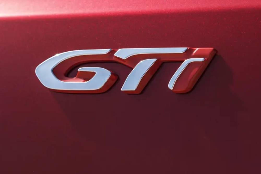 https://autogreeknews.gr/wp-content/uploads/2025/03/peugeot-gti-logo.jpg