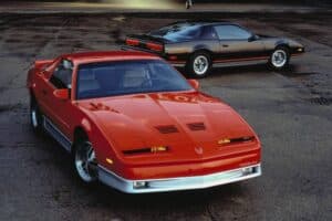 pontiac_firebird_930