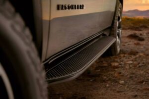 2025-Jeep-Wagoneer-Overland-415-7-2048×1152