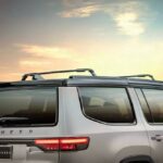 2025-Jeep-Wagoneer-Overland-415-8-2048x1152