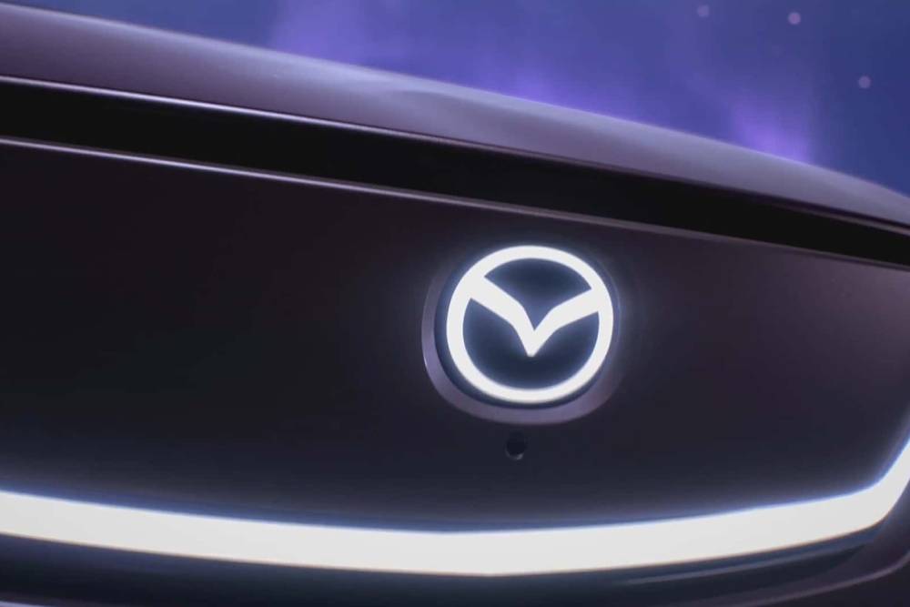 https://autogreeknews.gr/wp-content/uploads/2025/04/2025-mazda-ez-60-8.jpg