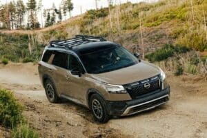 2025 nissan pathfinder 03