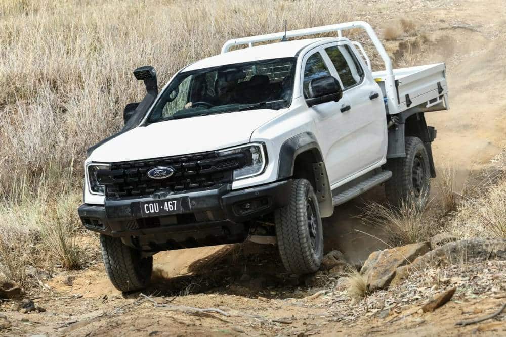 https://autogreeknews.gr/wp-content/uploads/2025/04/2026-Ford-Ranger-Super-Duty-46-2048x1366-1.jpg