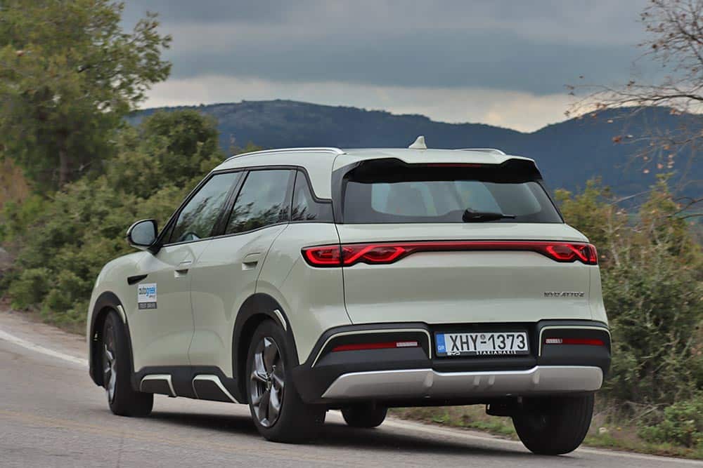 https://autogreeknews.gr/wp-content/uploads/2025/04/BYD-ATTO-2-36.jpg