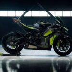 Ducati-Panigale-V4-Lamborghini-409-14-2048x1303