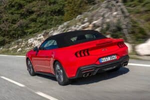 FORD MUSTANG CONVERTIBLE_02 (1)