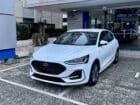 Ford-Focus-ST-Line-car-center