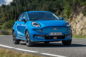 Ford-Puma-Gen-E-Aqua-Blue