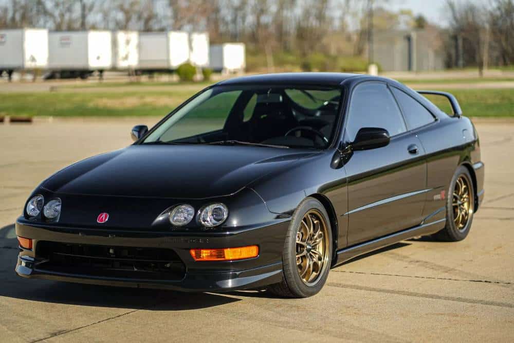 https://autogreeknews.gr/wp-content/uploads/2025/04/Honda-Integra-Type-R-DC2-Auction-1.jpg