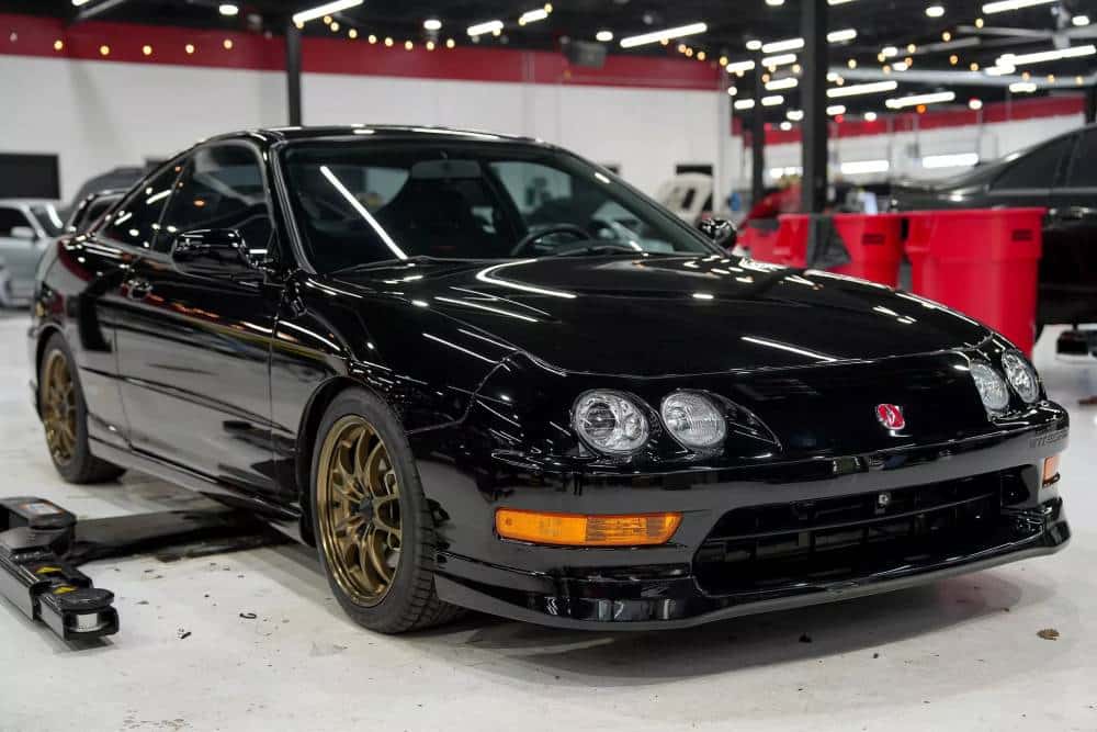 https://autogreeknews.gr/wp-content/uploads/2025/04/Honda-Integra-Type-R-DC2-Auction-11.jpg