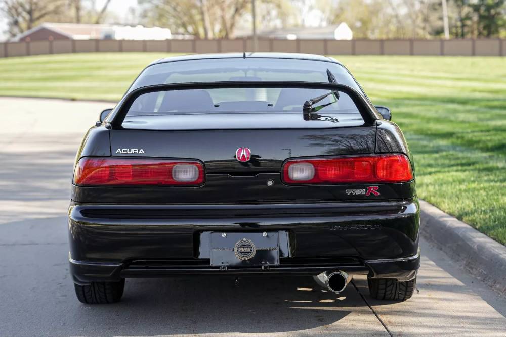 https://autogreeknews.gr/wp-content/uploads/2025/04/Honda-Integra-Type-R-DC2-Auction-16.jpg
