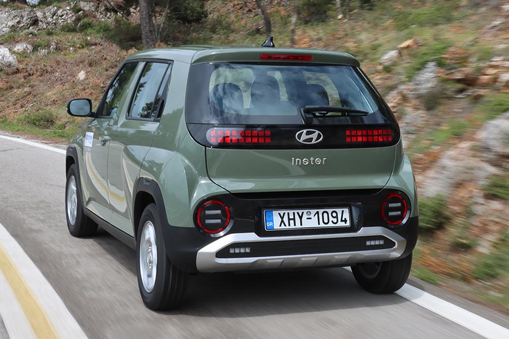 https://autogreeknews.gr/wp-content/uploads/2025/04/Hyundai-Inster-115-PS-40.jpg