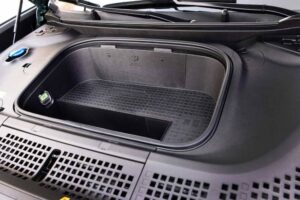 HyundaiIoniq92025-13