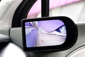 HyundaiIoniq92025-21