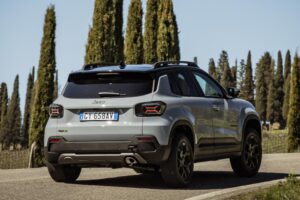 Jeep-Avenger-4xe-(2)