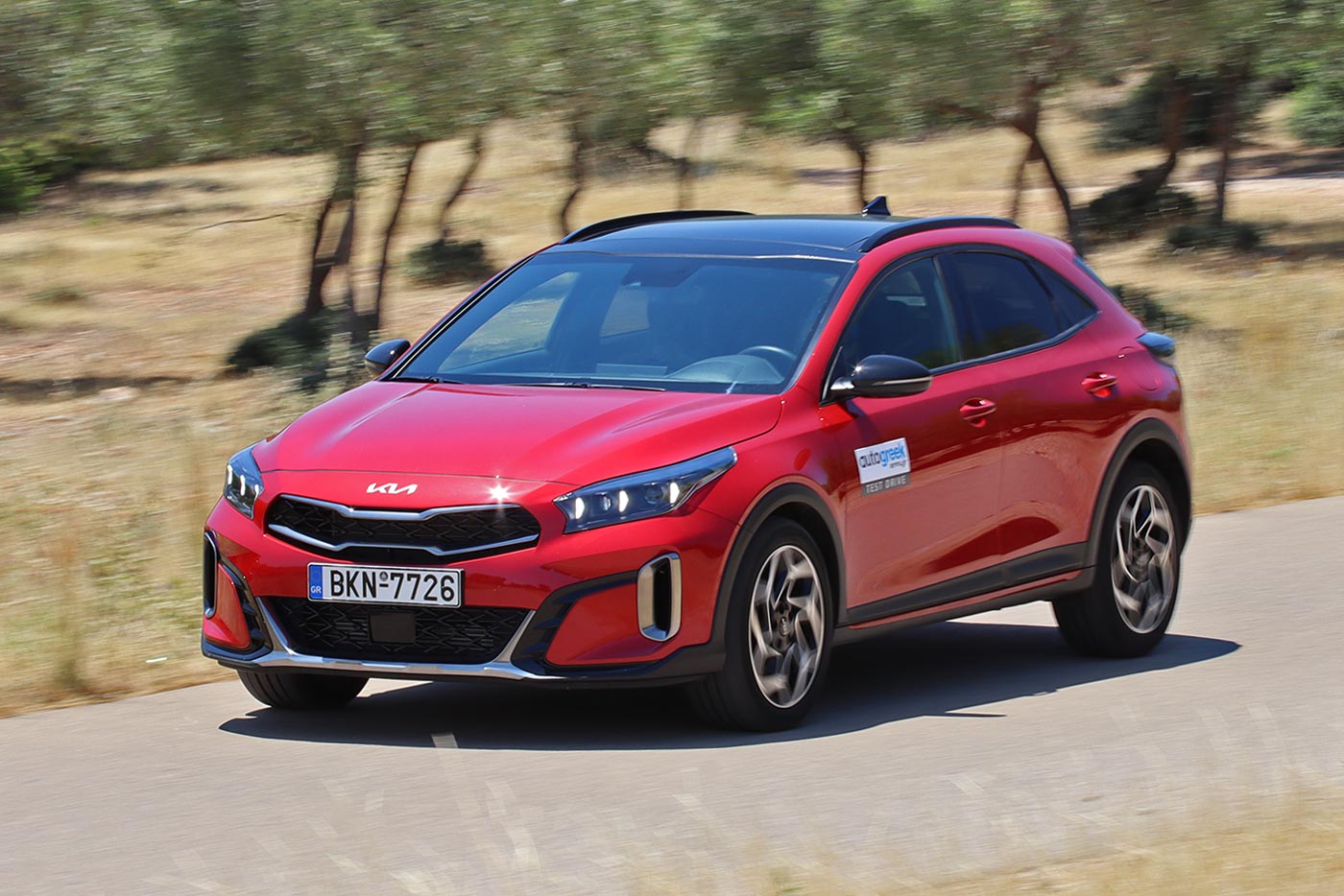 Πιάνουν τόπο τα λεφτά με το Kia XCeed