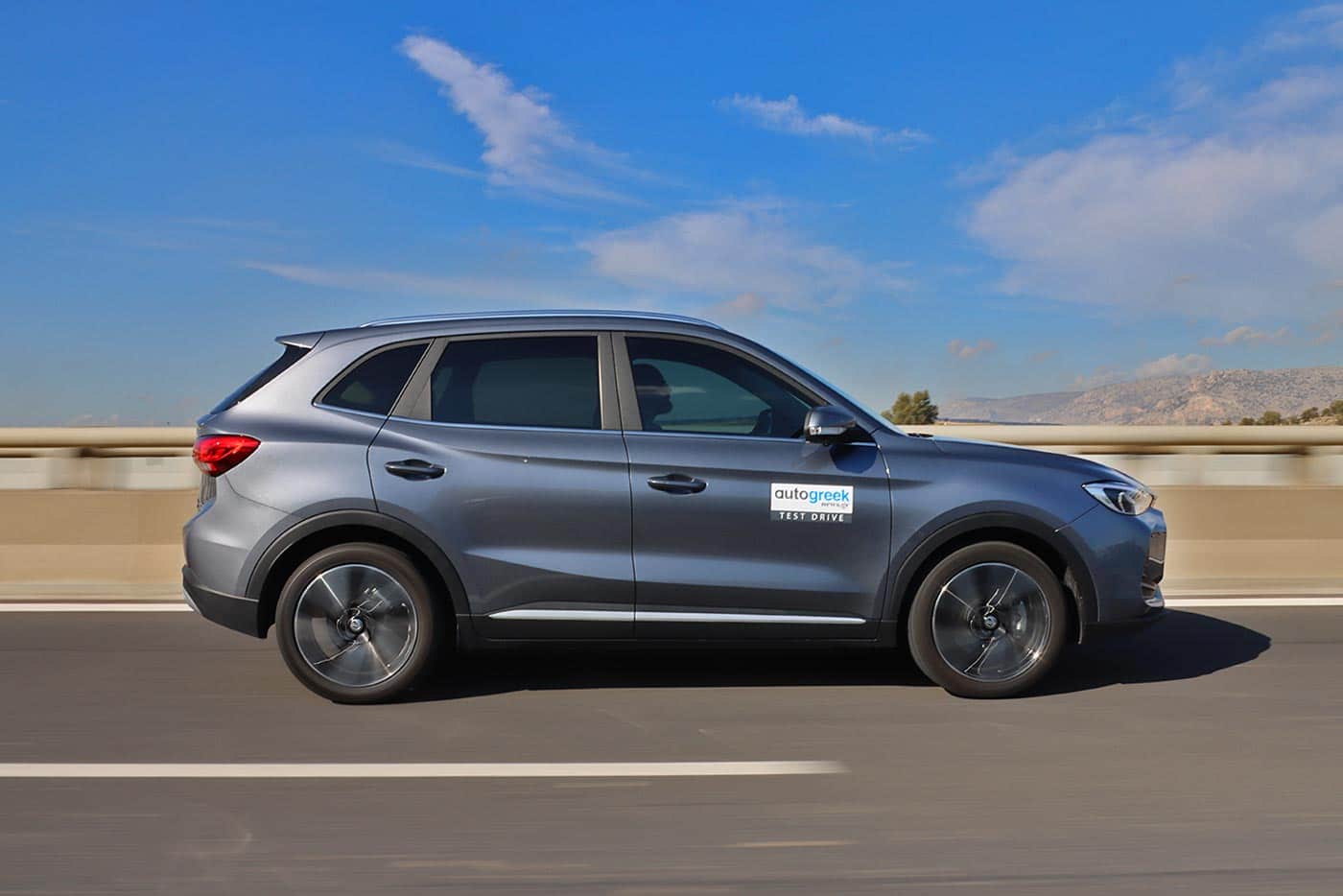 MG-ZS-MAX-HYBRID+-kinisi