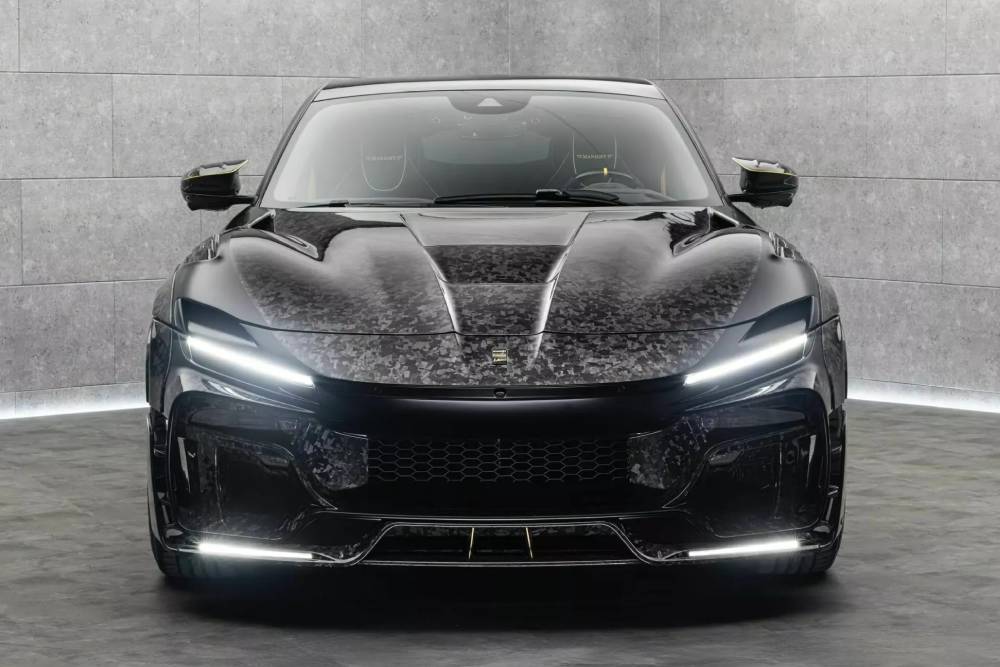 https://autogreeknews.gr/wp-content/uploads/2025/04/Mansory-Ferrari-Purosangue-4_result22-2048x1366-1.jpg