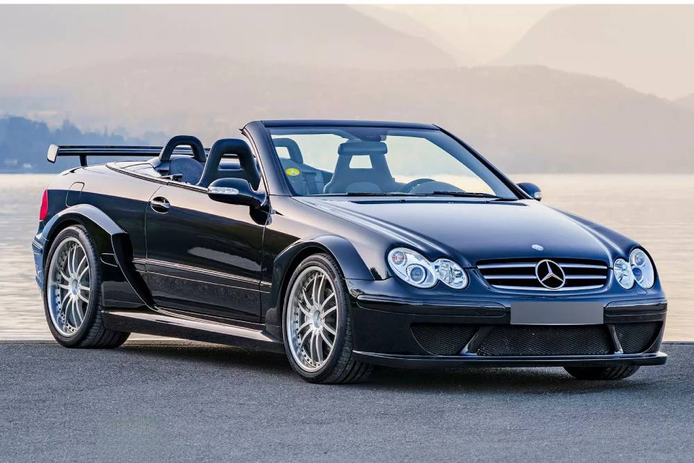 https://autogreeknews.gr/wp-content/uploads/2025/04/Mercedes-AMG-CLK-DTM-Auction-1.jpg