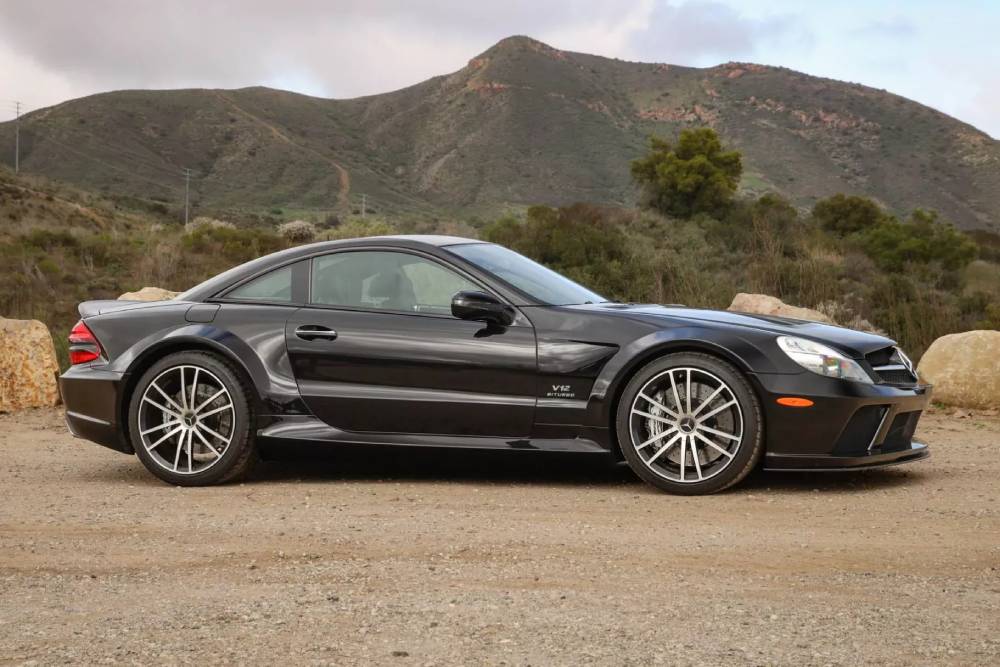 https://autogreeknews.gr/wp-content/uploads/2025/04/Mercedes-Benz-SL65-AMG-Balck-Series-Auction-6.jpg