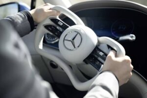 Mercedes-EQS-Prototype-Steer-By-Wire-And-Yoke-7-20