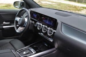 Mercedes GLA 200 FL (13)