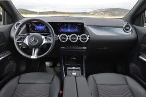 Mercedes GLA 200 FL (14)