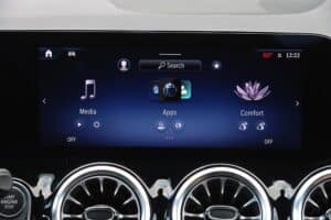 Mercedes GLA 200 FL (17)