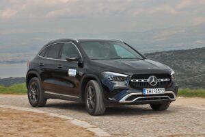 Mercedes GLA 200 FL (8)