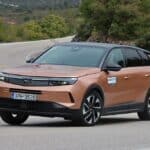 Opel Grandland 1.2 Hybrid 145 (10)