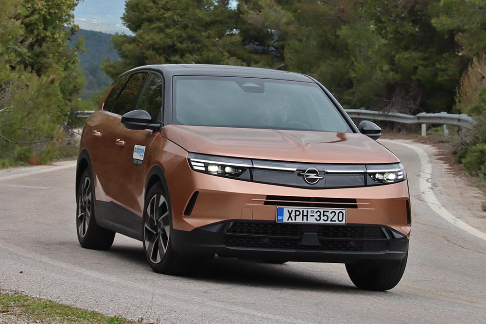 https://autogreeknews.gr/wp-content/uploads/2025/04/Opel-Grandland-1.2-Hybrid-145-11.jpg
