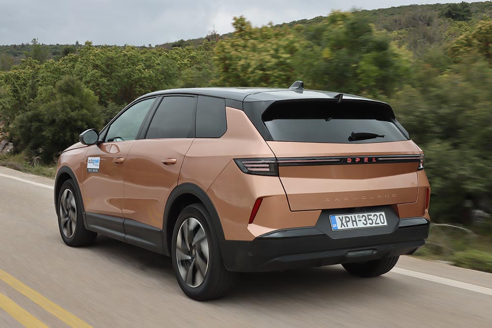 https://autogreeknews.gr/wp-content/uploads/2025/04/Opel-Grandland-1.2-Hybrid-145-34.jpg