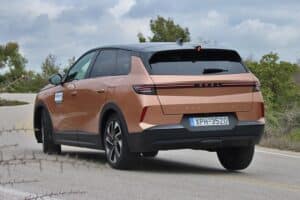 Opel Grandland 1.2 Hybrid 145 (9)