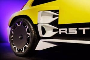 Renault-5-Turbo-3E-00012-2048×1366