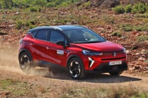 Renault-Captur-off-road
