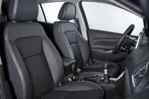 Suzuki-S-Cross-front-seats