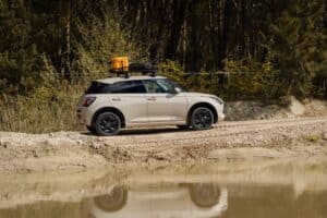 Suzuki-Swift-AllGrip-FX-7-2048×1366