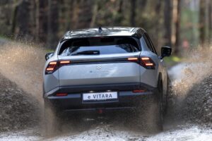 Suzuki_e_VITARA–(26)